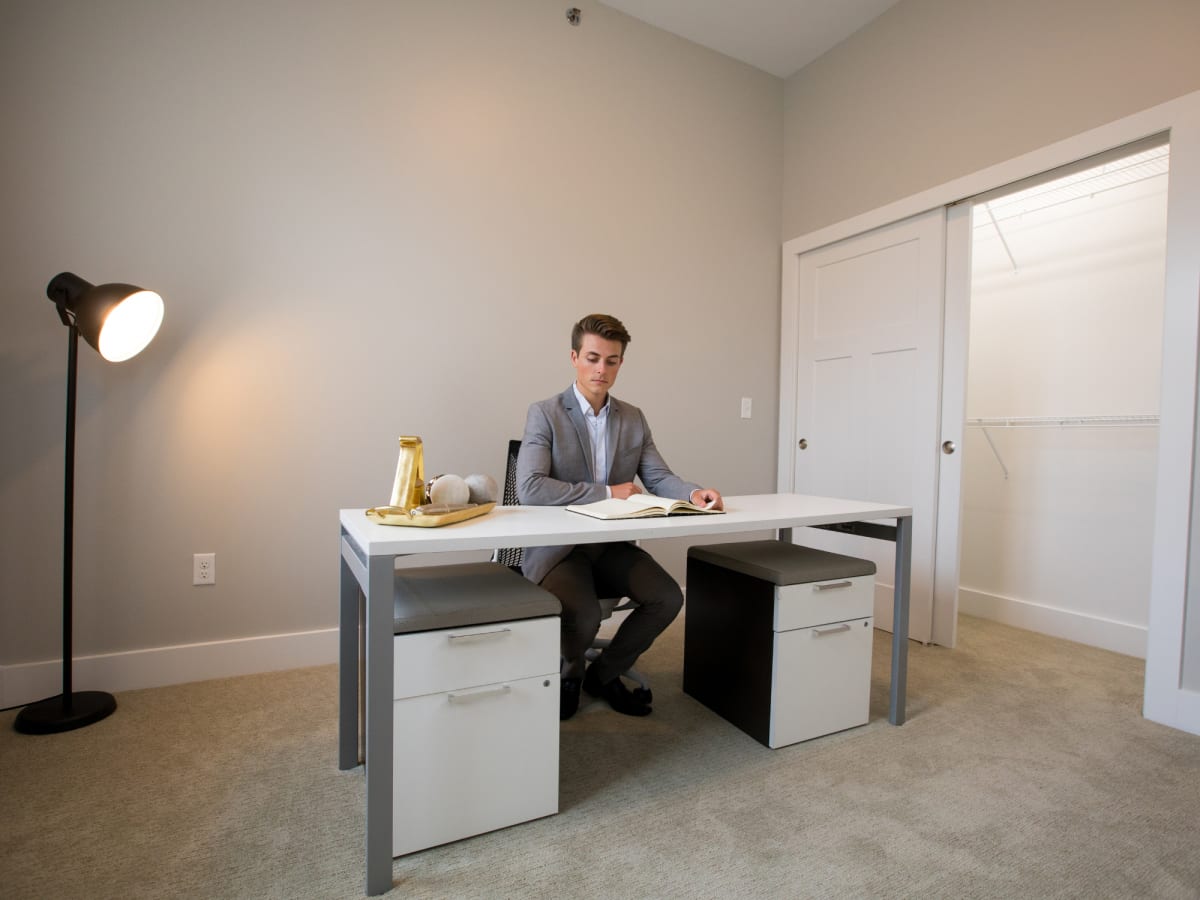 Photos and Video of Elmwood Lake Apartments in Hudsonville, MI